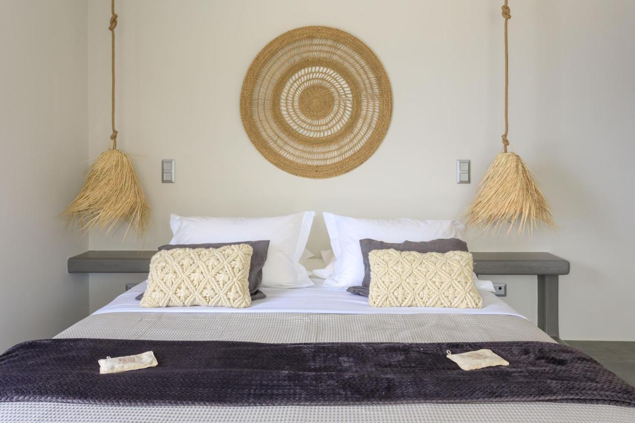 Iliades Luxury Boutique Suites Batsíon Extérieur photo