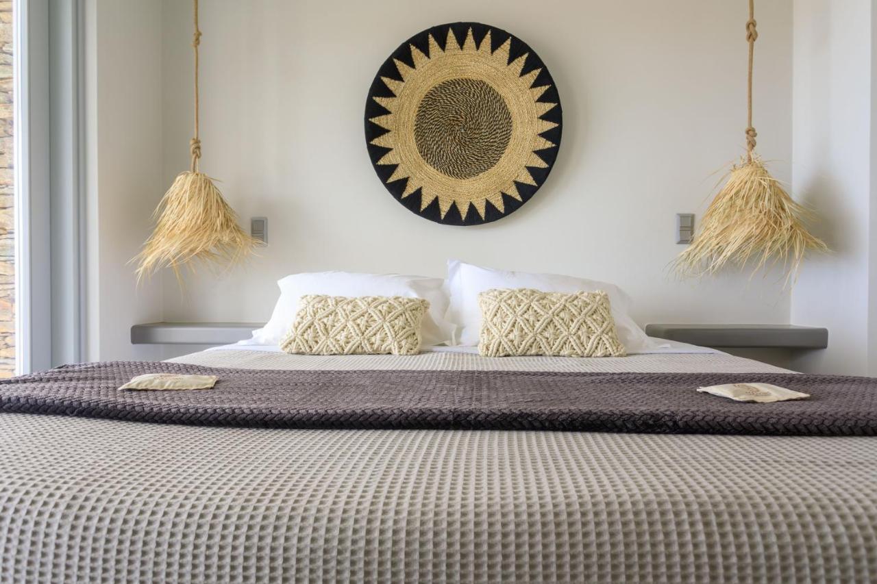 Iliades Luxury Boutique Suites Batsíon Extérieur photo