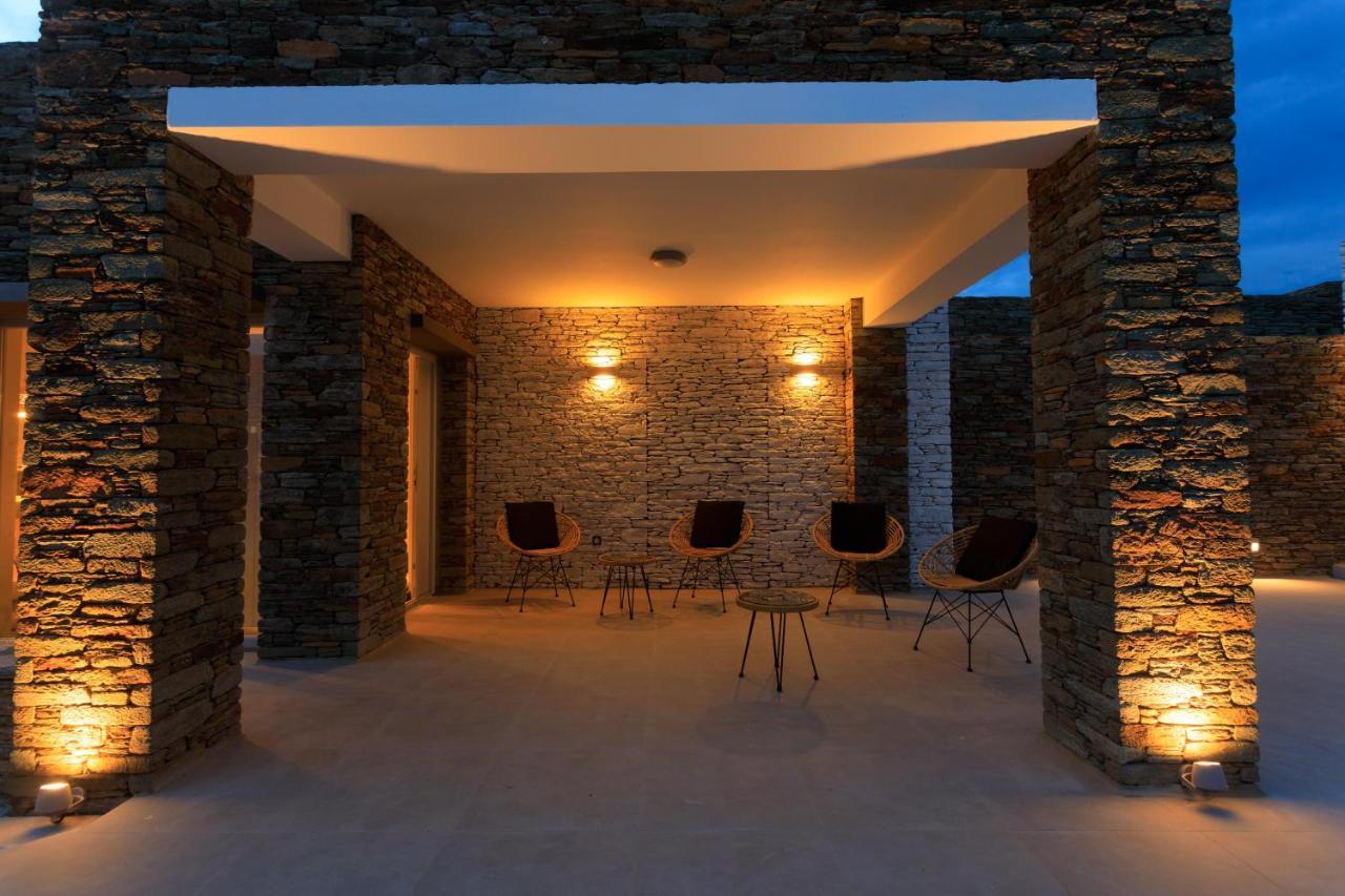 Iliades Luxury Boutique Suites Batsíon Extérieur photo