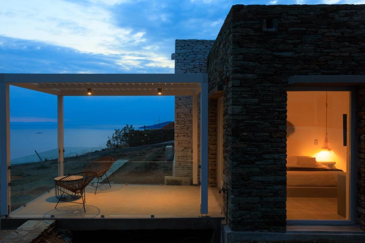 Iliades Luxury Boutique Suites Batsíon Extérieur photo